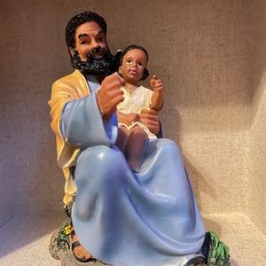 “God is with Thee” Treasures of the heart figurine